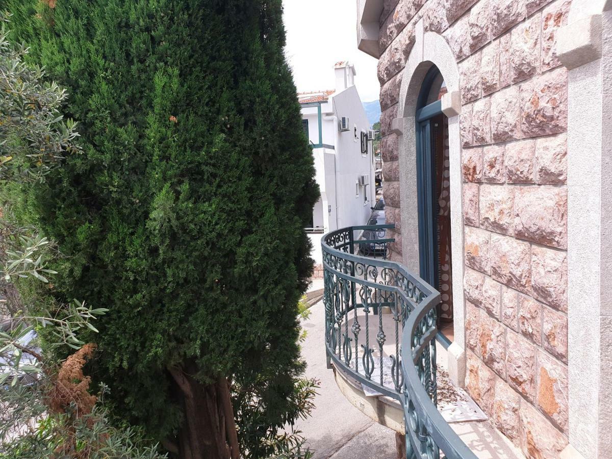 Zoro Apartments Sveti Stefan Εξωτερικό φωτογραφία
